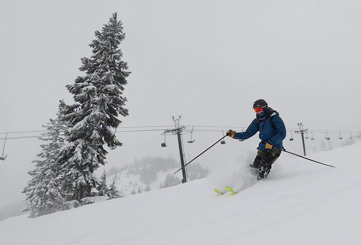 The Summit at Snoqualmie ski resort, a 5-minute drive from our vacation rental, showcasing nearby winter sports attractions with our quality rental management.